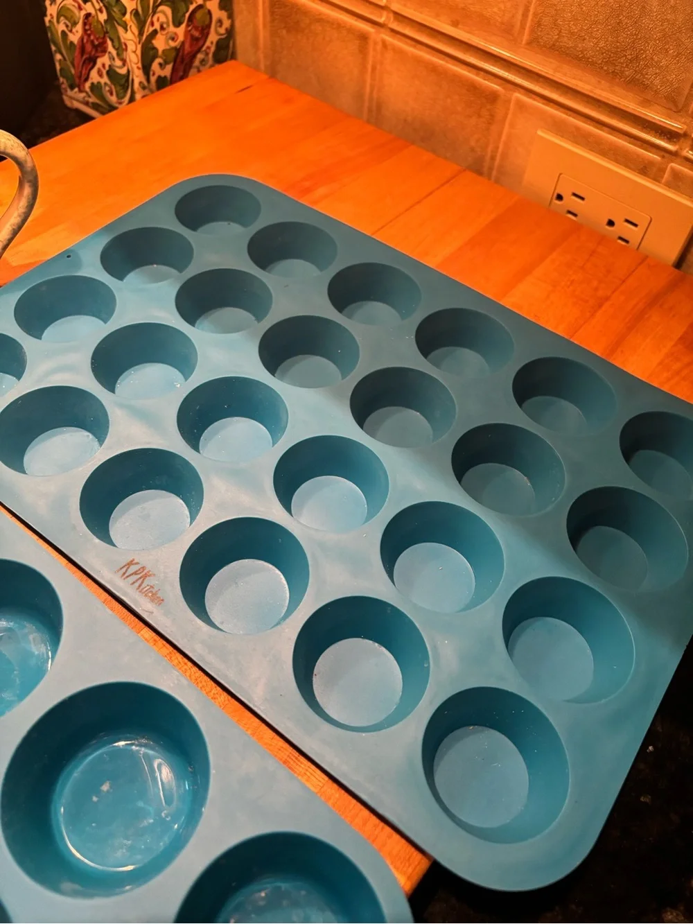 Set of 2 Silicone Muffin Tins